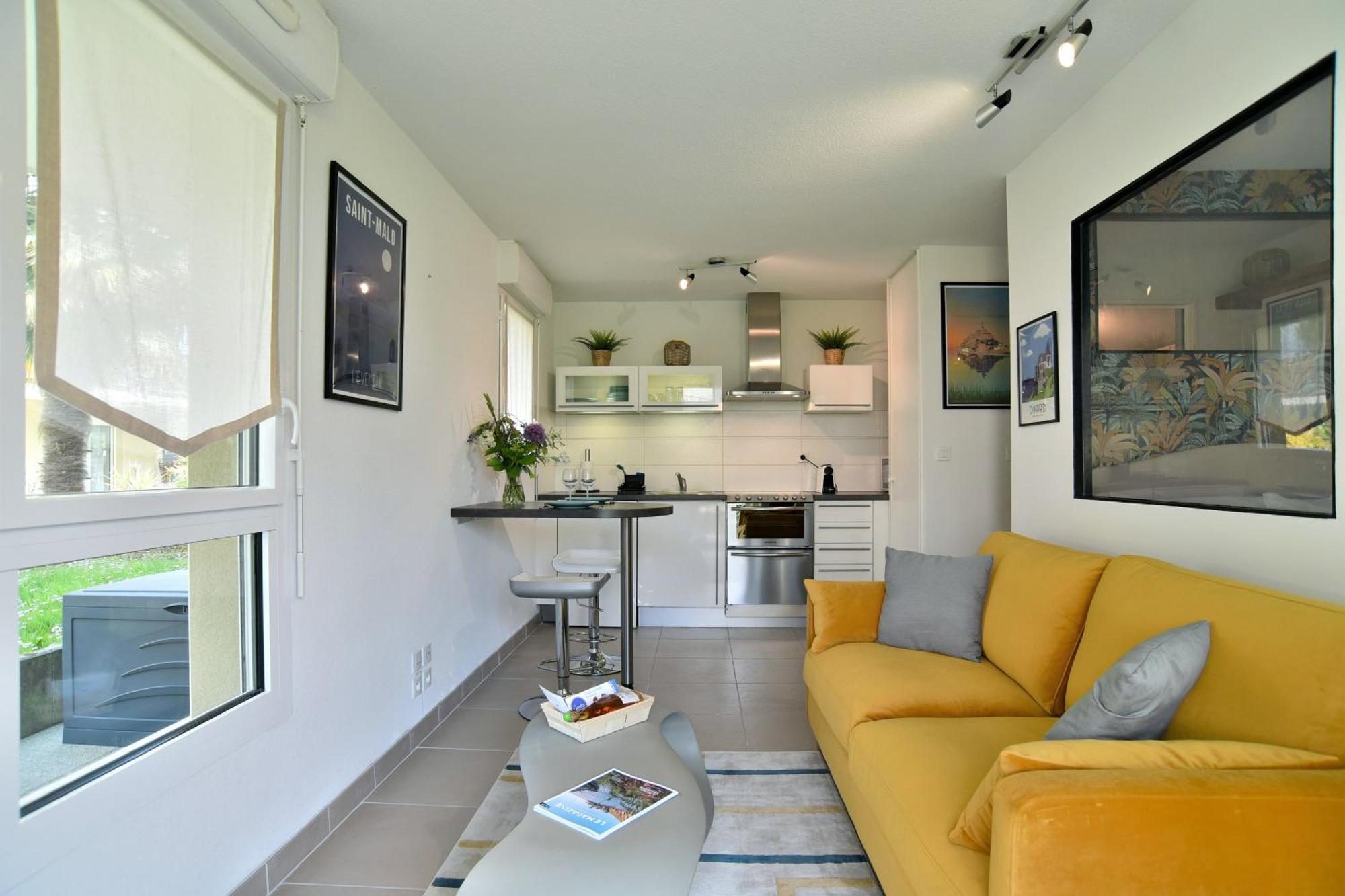 Escapade - Appartement Avec Jardin Et Parking Dinan Exteriör bild