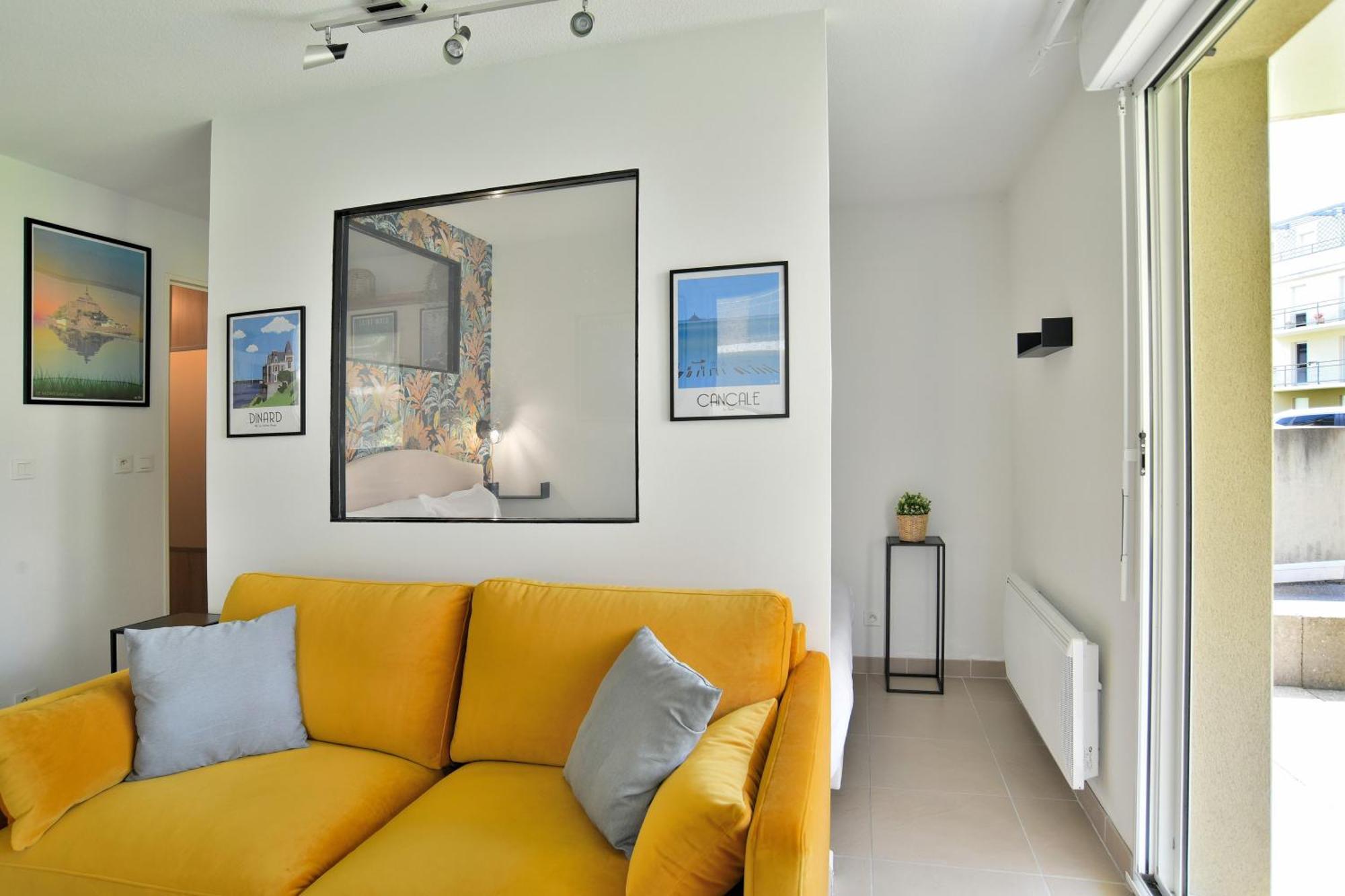 Escapade - Appartement Avec Jardin Et Parking Dinan Exteriör bild